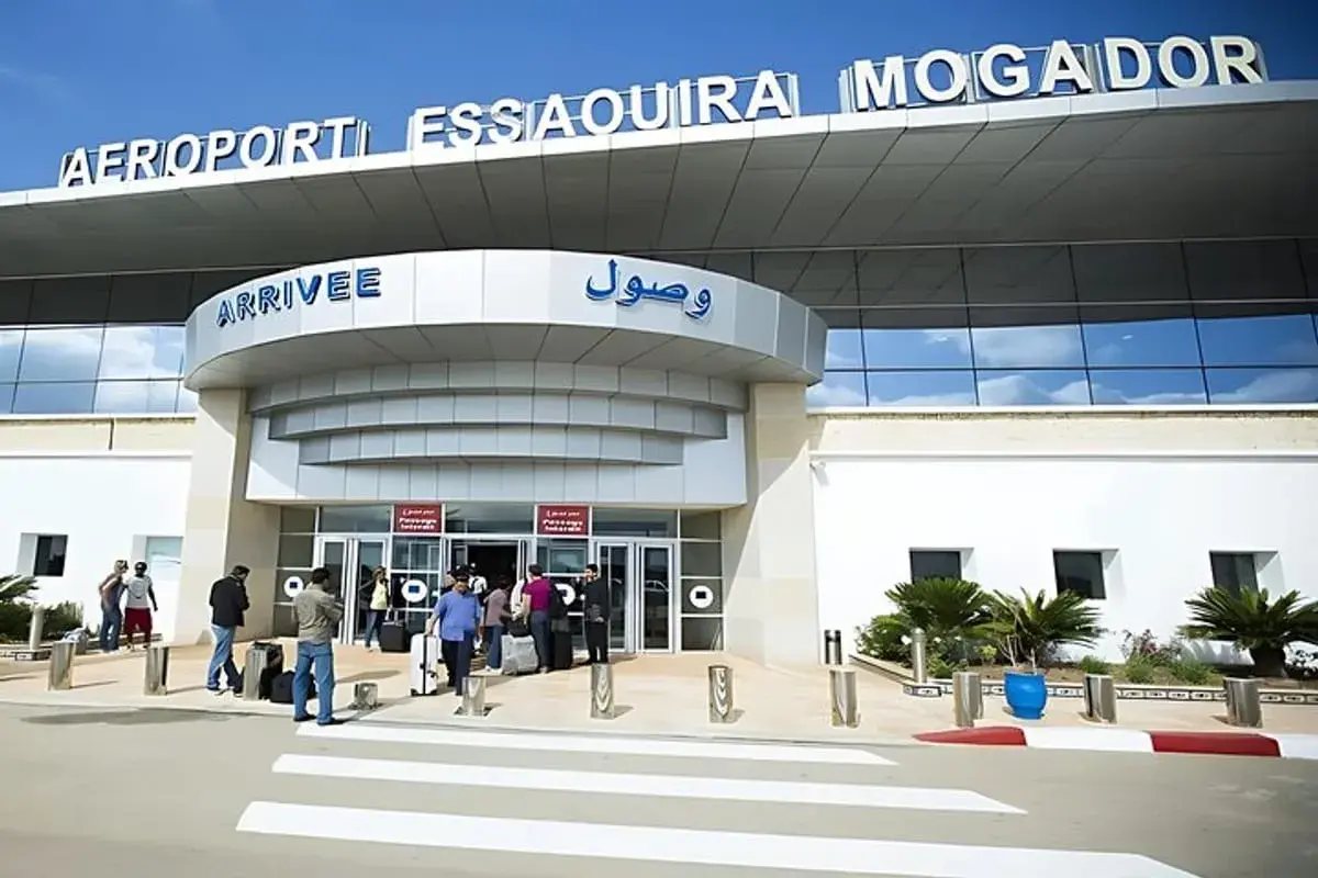 Véhicule de transfert privé sur la route atlantique vers Essaouira